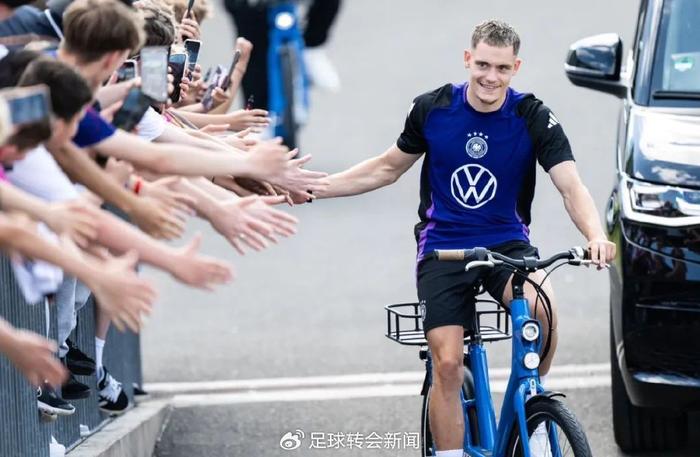 尼科转会谈判受阻，巴萨再次把目光投向迪亚斯的简单介绍