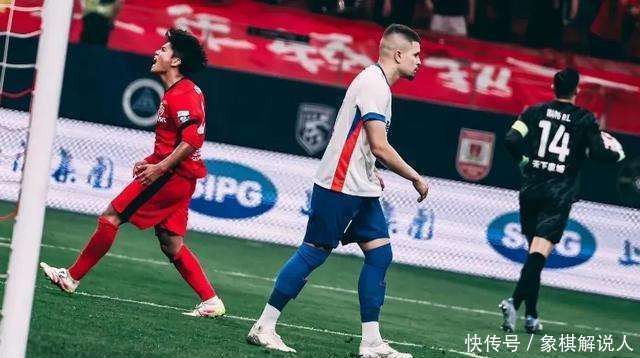 包含中超-蒯纪闻两送助攻海港3-1亚泰联赛4连胜的词条
