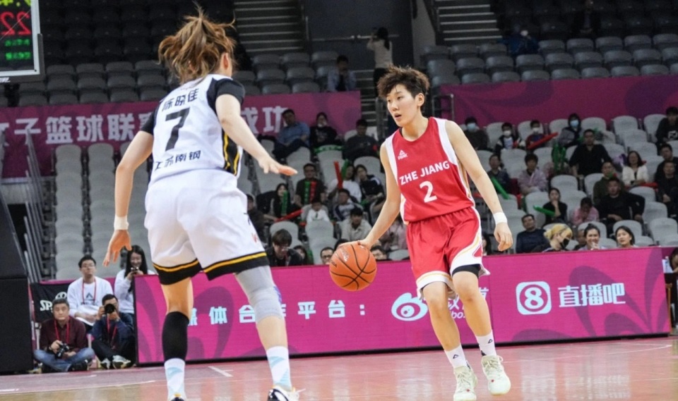 意大利击败乌克兰，晋级女篮四强
