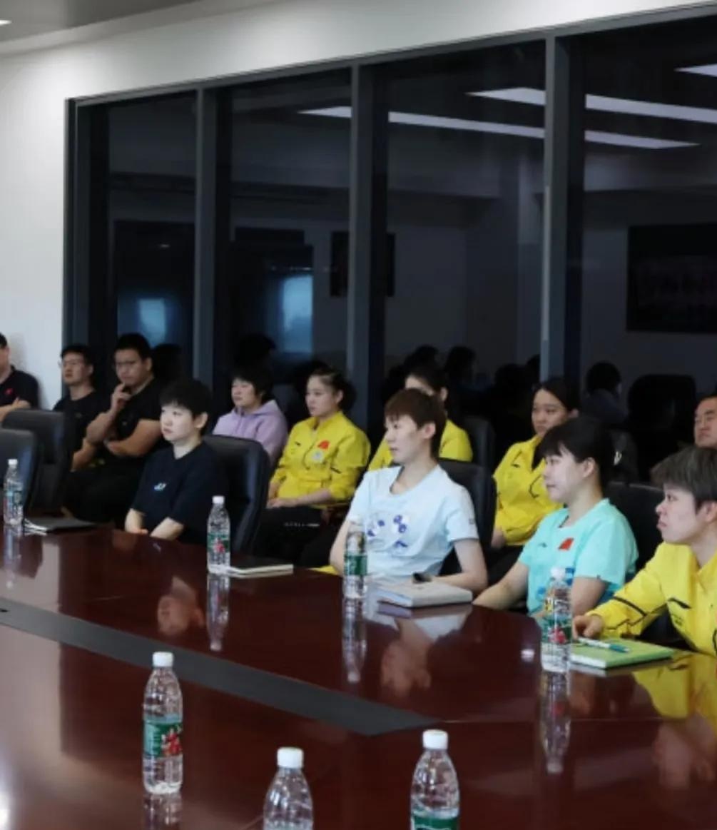 教练组新提拔的年轻队员表现抢眼