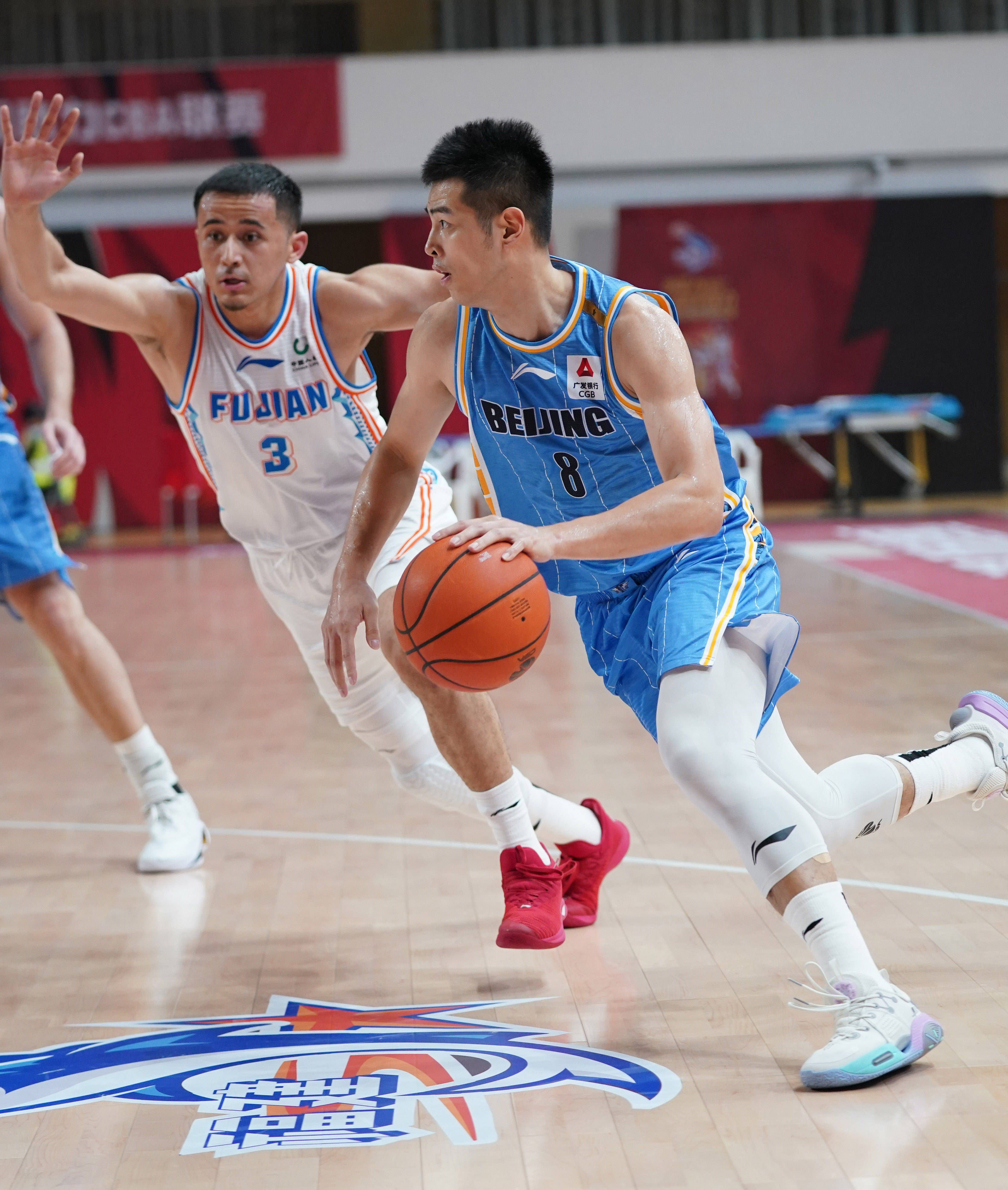 江苏男篮迎战北京首钢，战力分析
